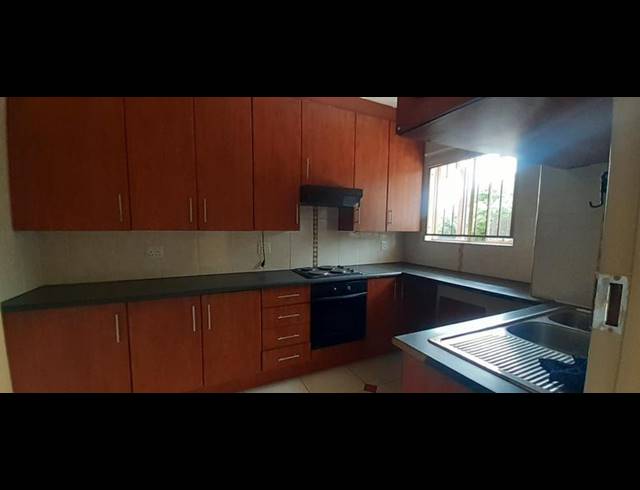 2 BEDROOM PROPERTY TO RENT IN ERASMIA